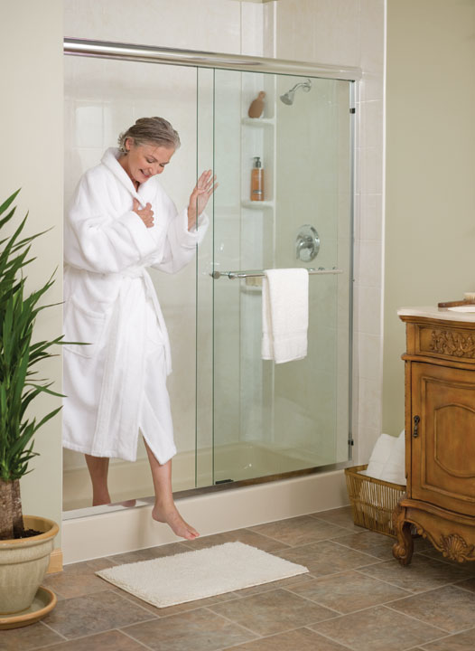 La reforma ideal para tu baño: Cambia la bañera por un plato de ducha