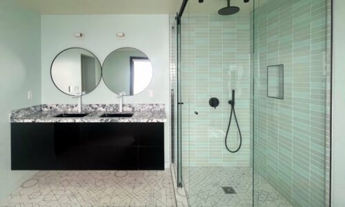 5 motivos para elegir azulejos de cristal para baños