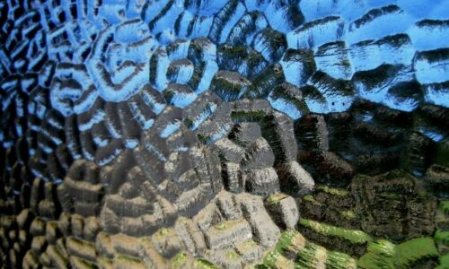 Vidrio texturizado una opción decorativa y funcional para interiores modernos