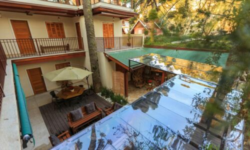 Ideas para instalar techos de cristal para patios interiores