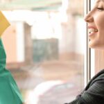 Cómo limpiar cristales de ventanas sin dejar marcas