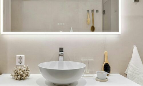 Espejos de baño inteligentes con Bluetooth
